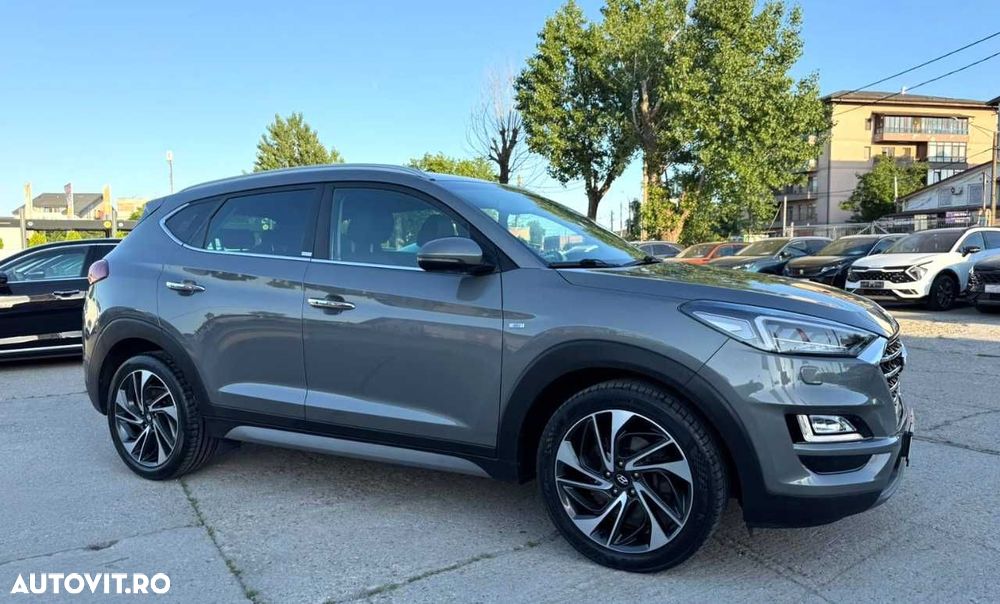 Hyundai Tucson - 12