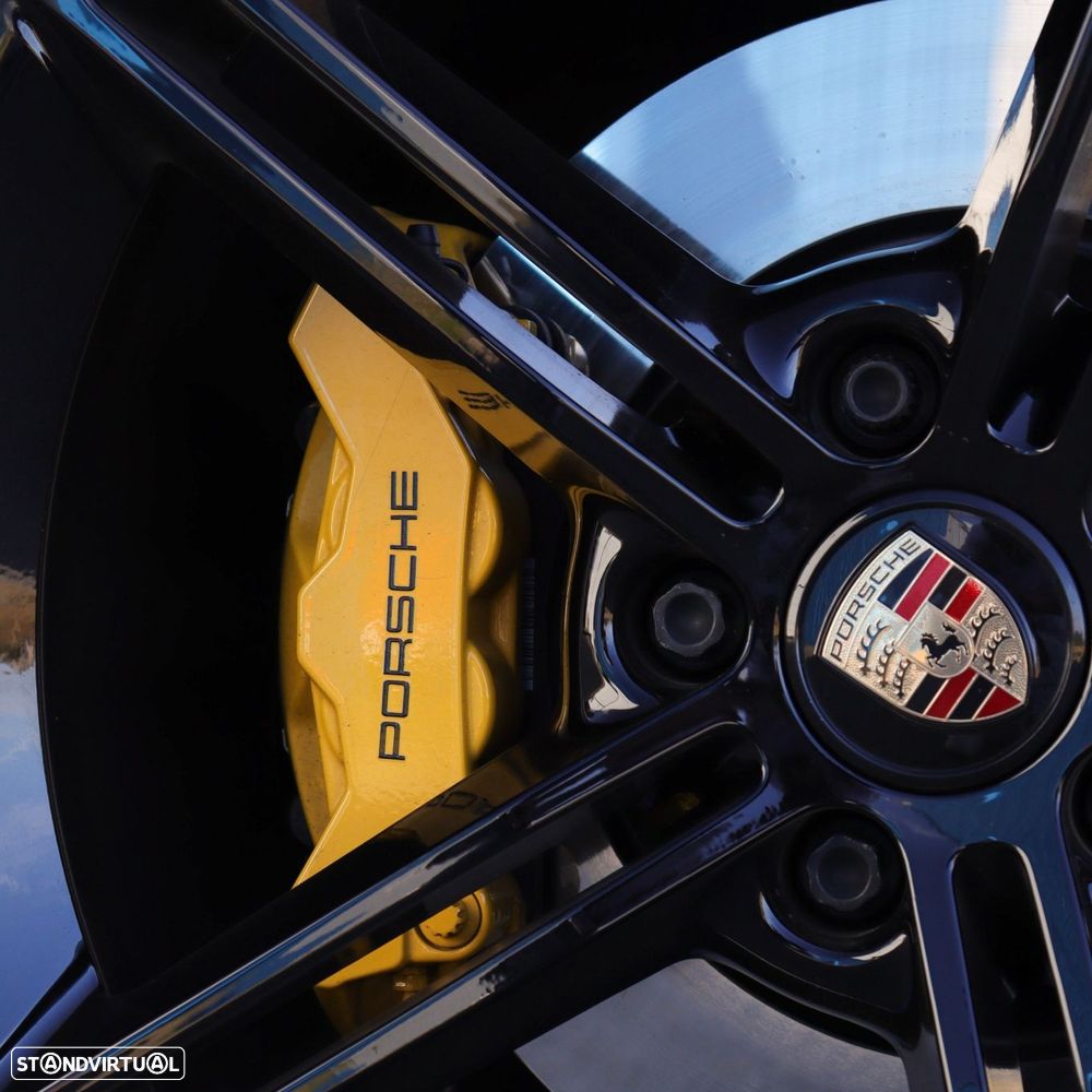 Porsche Taycan 4S Bateria Performance Plus - 12