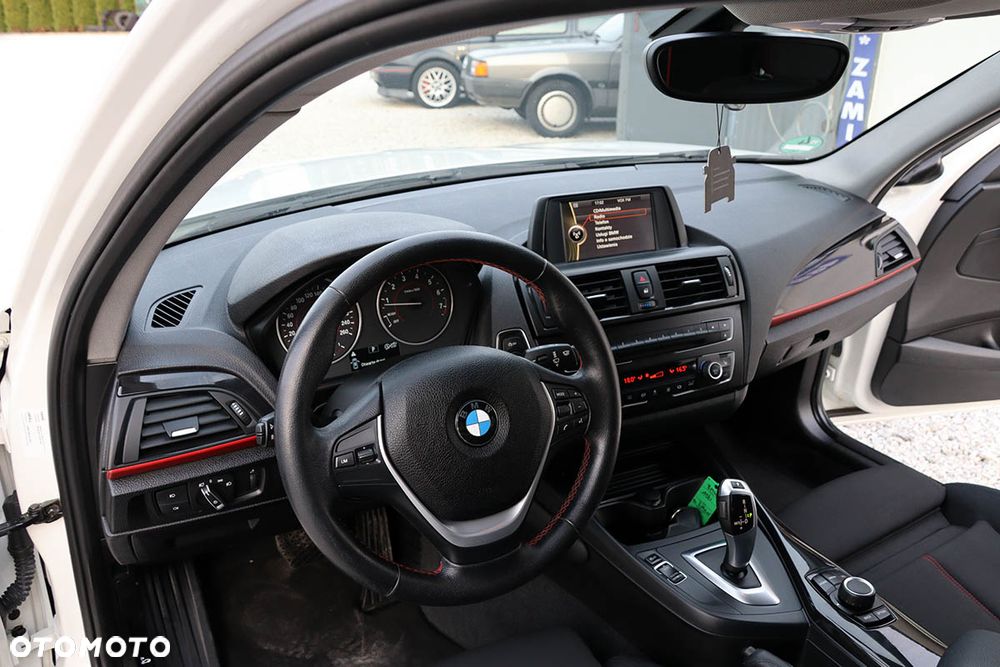 BMW Seria 1 116i Sport Line - 23