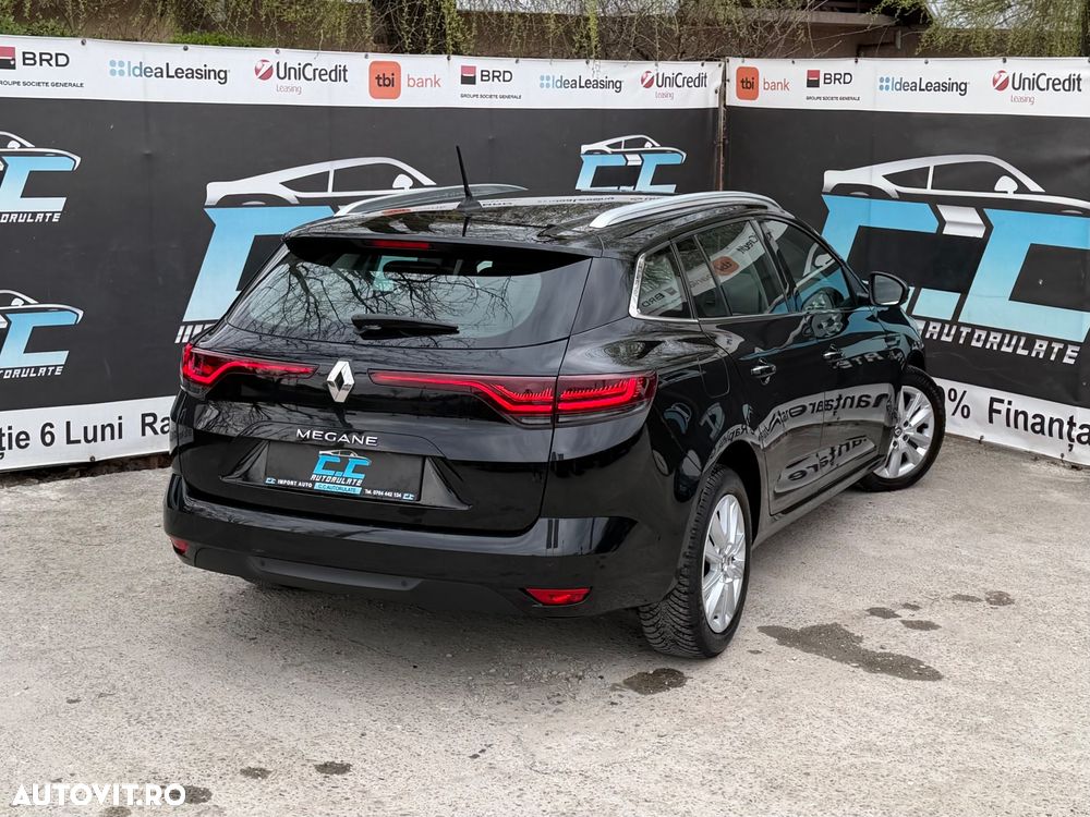 Renault Megane TCe 140 GPF EDC Equilibre - 32