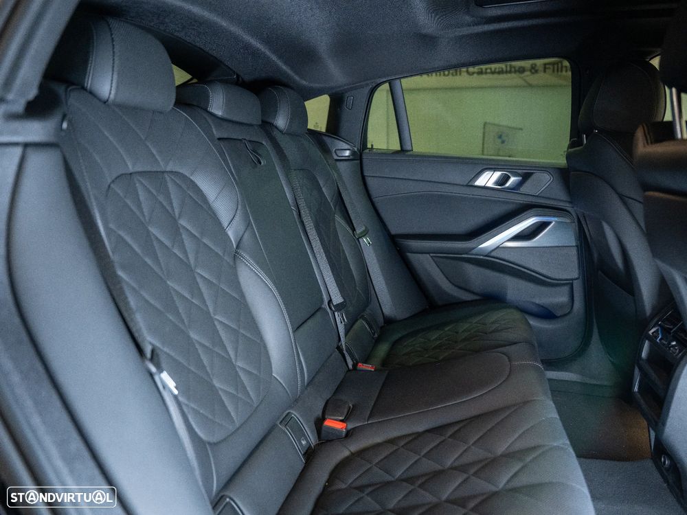 BMW X6 40 d xDrive Pack M - 21