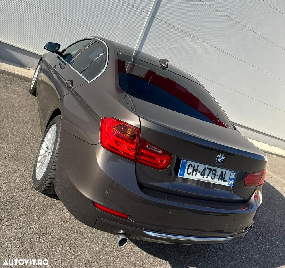 BMW Seria 3 320d - 22