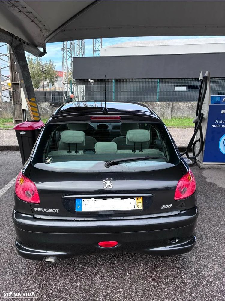 Peugeot 206 - 9