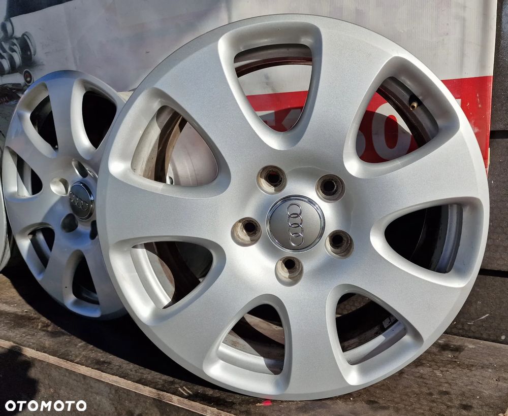 FELGI ALUMINIOWE AUDI 18" 5x130 ET 53 4L0601025E KOMPLET - 3