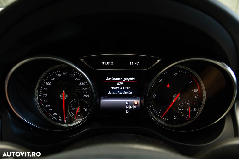 Mercedes-Benz GLA 200 (CDI) d 4Matic 7G-DCT AMG Line - 25