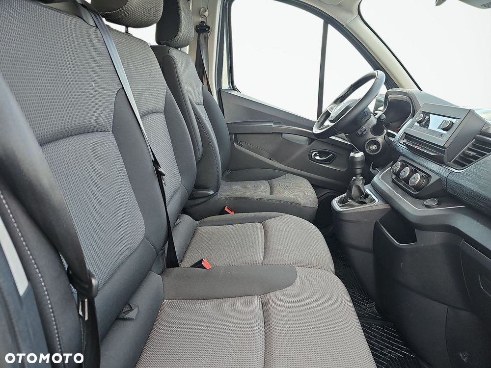 Renault Trafic Grand SpaceClass 2.0 dCi - 12