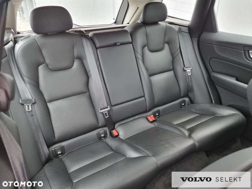 Volvo XC 60 - 18