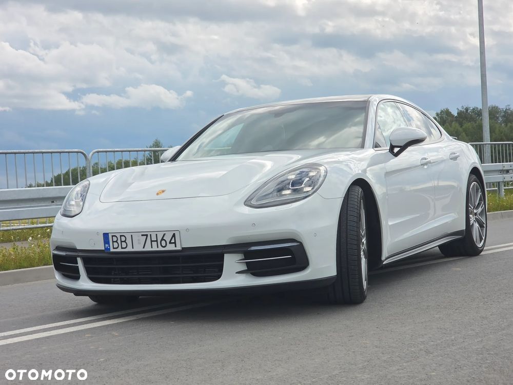 Porsche Panamera 4 Executive - 2