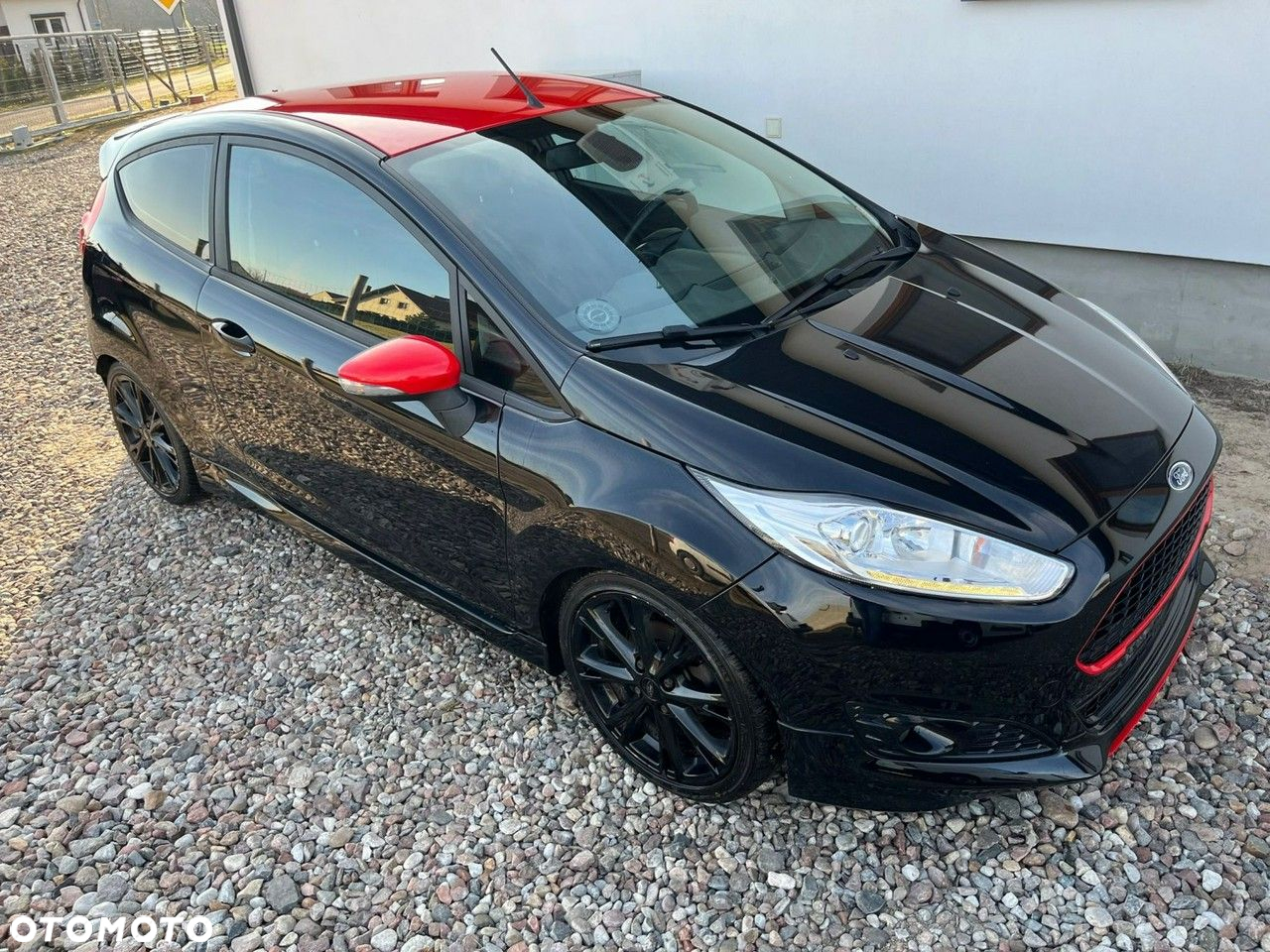 Ford Fiesta - 2