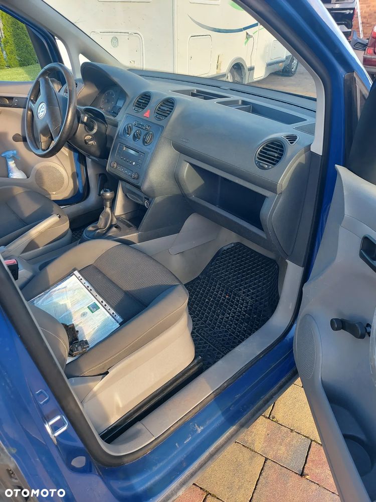 Volkswagen Caddy - 8