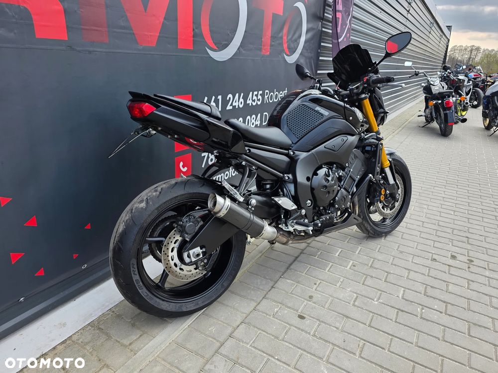 Yamaha FZ8 - 3