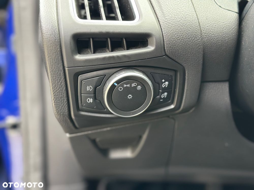 Ford Focus 2.0 EcoBoost ST mit Leder-Sport-Paket - 25