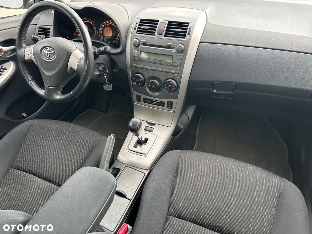 Toyota Corolla 1.4 D-4D Terra MM - 31
