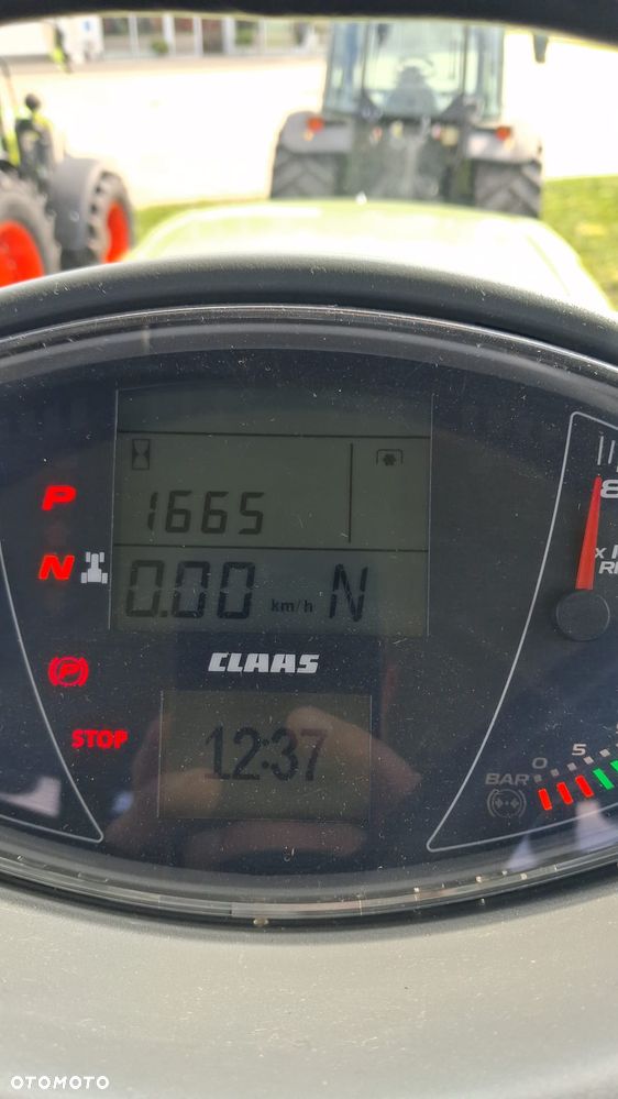 Claas Axion 870 CMATIC - 8