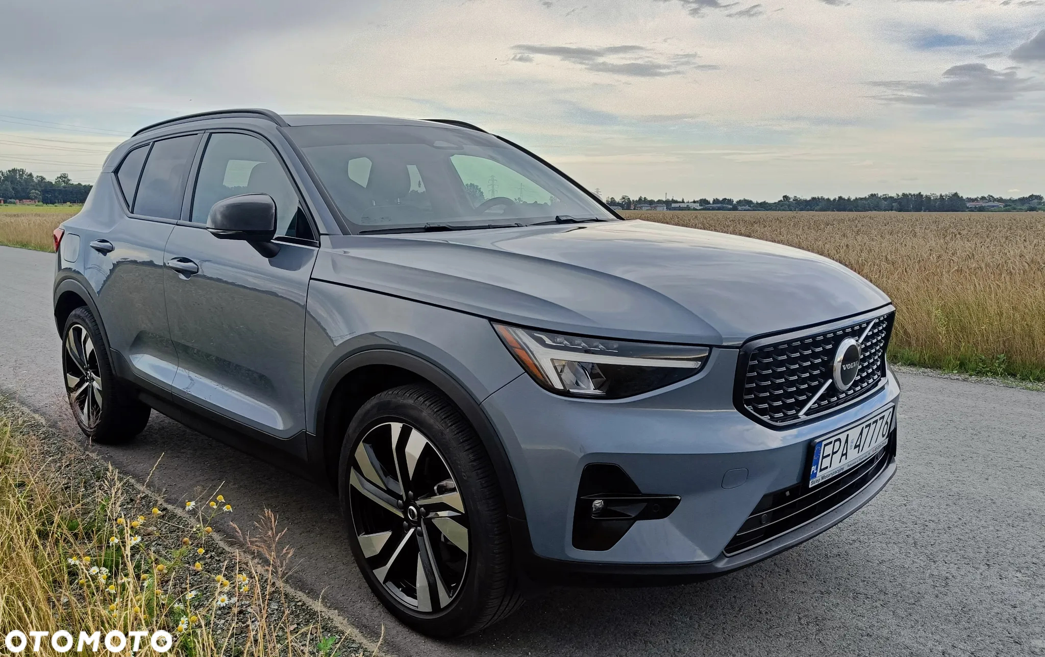 Volvo XC 40 B5 AWD Ultimate Dark - 9