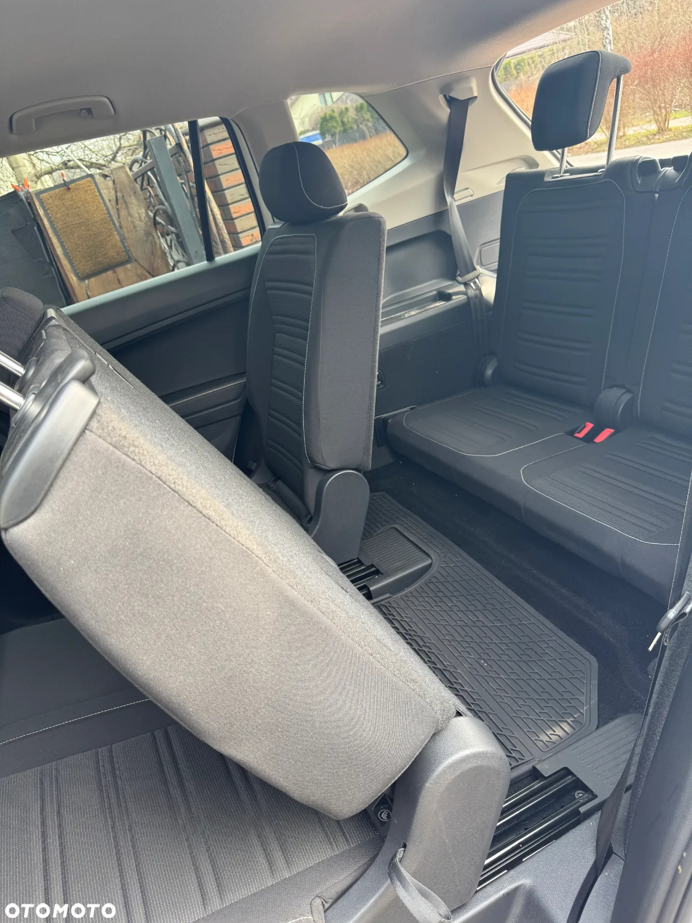 Volkswagen Tiguan - 12