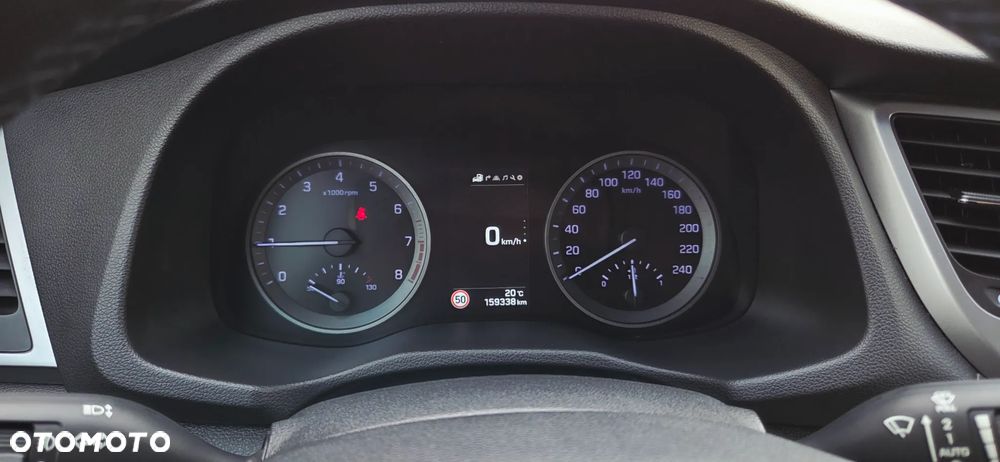 Hyundai Tucson 1.6 GDi 2WD Premium - 26