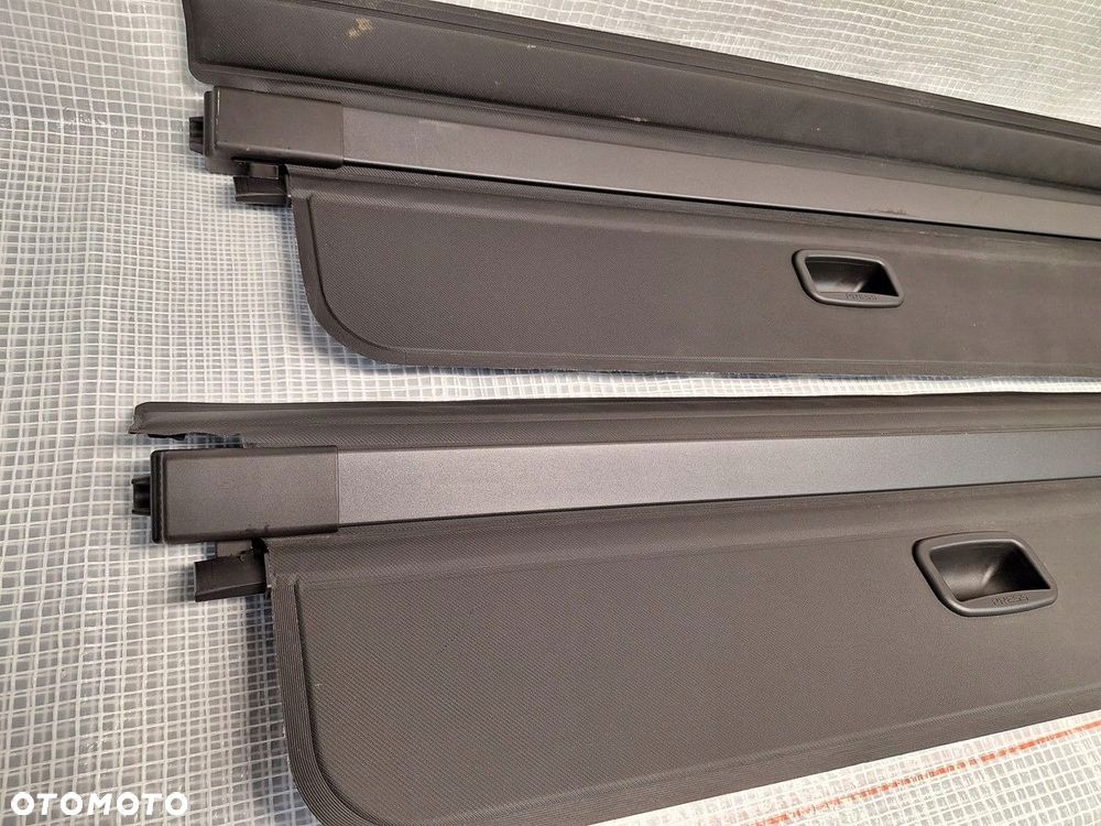 roleta bagaznika  ford kuga mk2  2 II 13-19  orginal  demont  super - 3