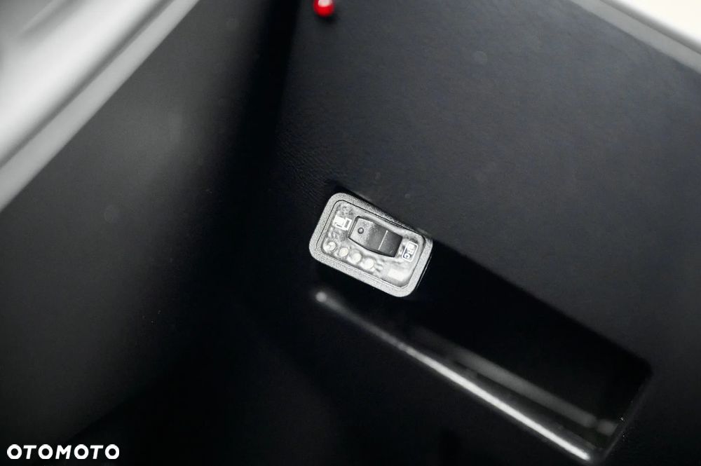 Mazda 3 1.6 Comfort - 32