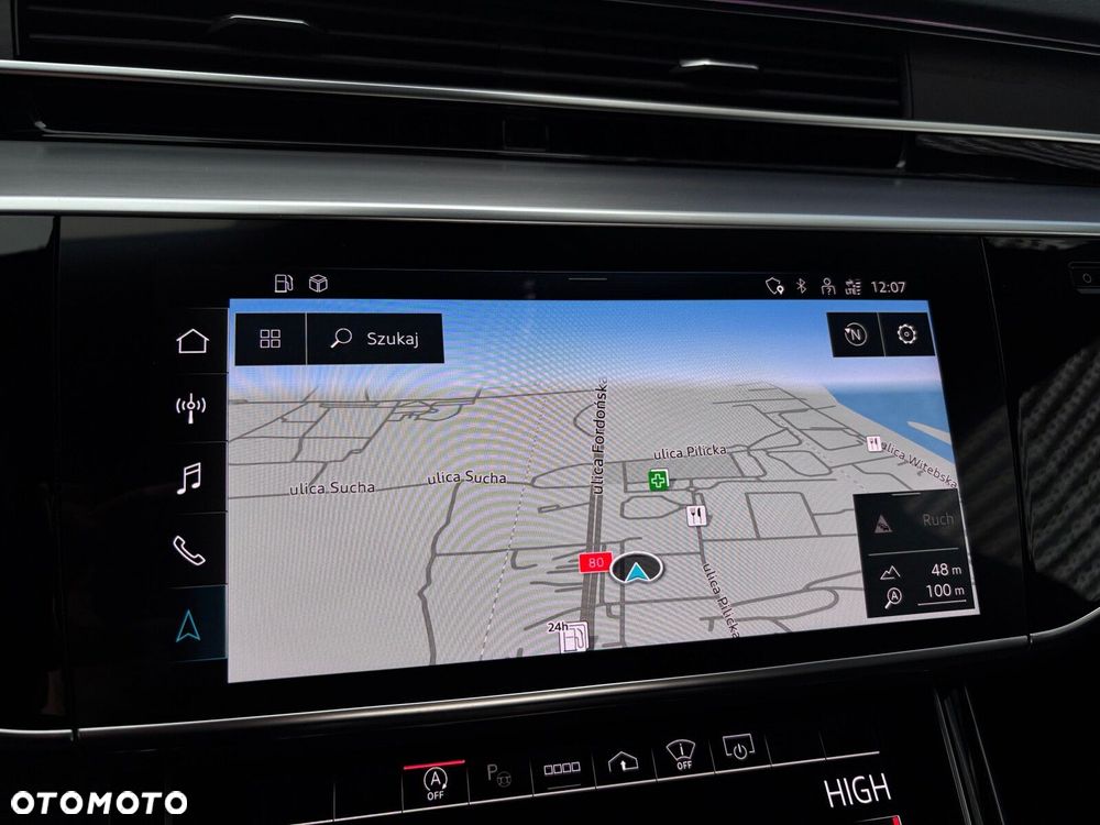 Audi A8 - 34