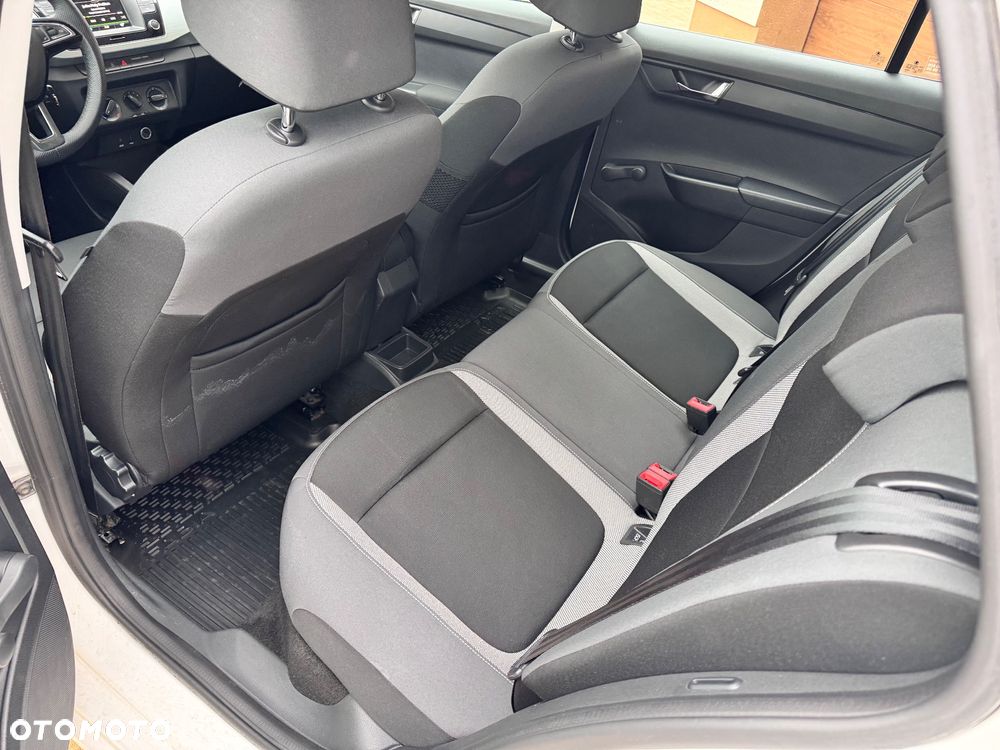 Skoda Fabia 1.2 TSI Ambition - 23