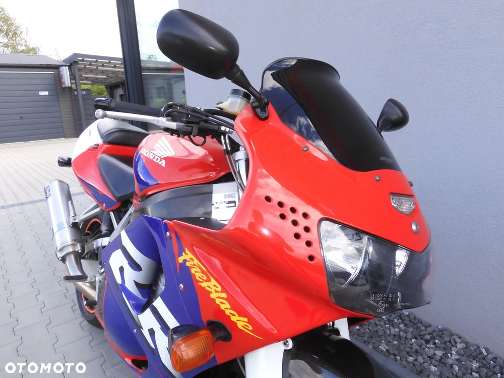 Honda CBR - 3