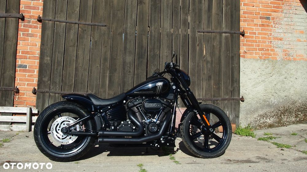 Harley-Davidson Softail Street Bob - 27