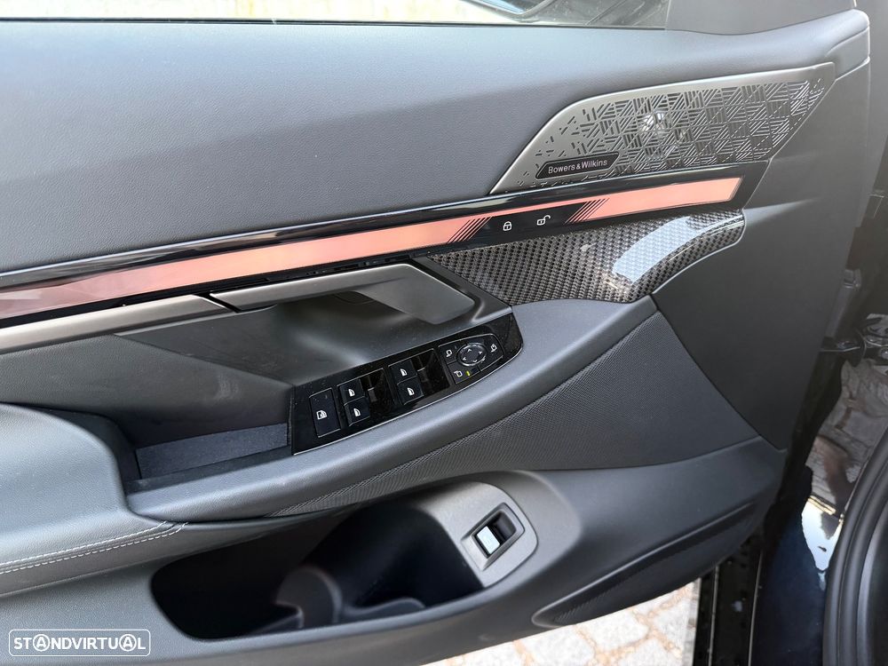 BMW i5 eDrive40 Pack Desportivo M Pro - 23