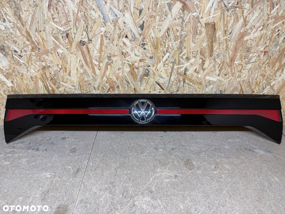 LAMPA BLENDA TYŁ VW T-CROSS 2GM 2023 2GM827577J