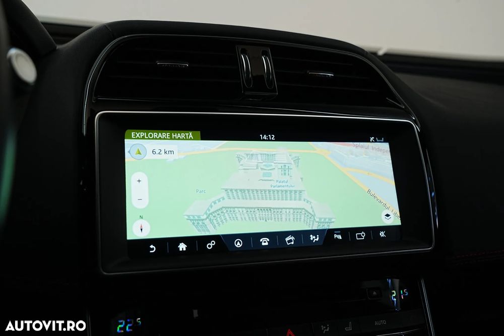 Jaguar XE 20d Aut. R-Sport - 17