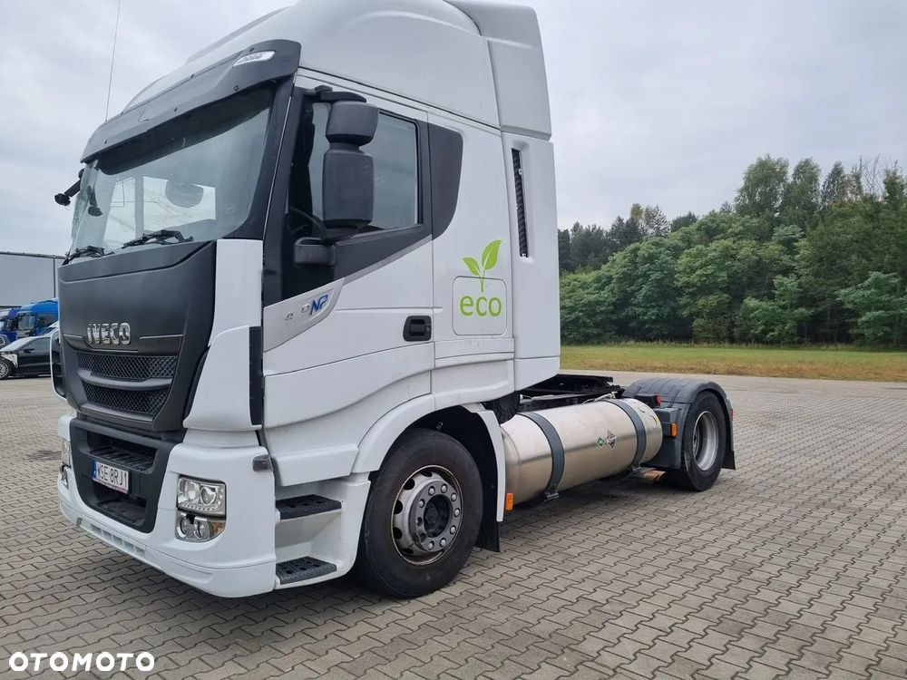 Iveco AS440S - 8