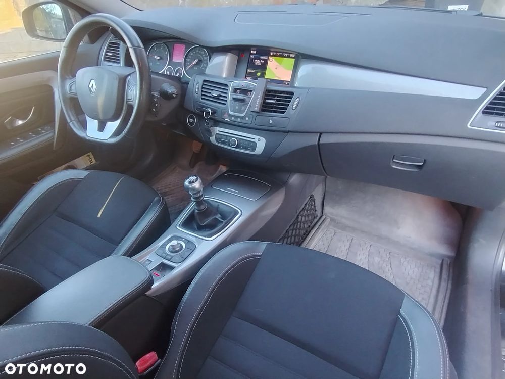 Renault Laguna 2.0 dCi Limited - 34