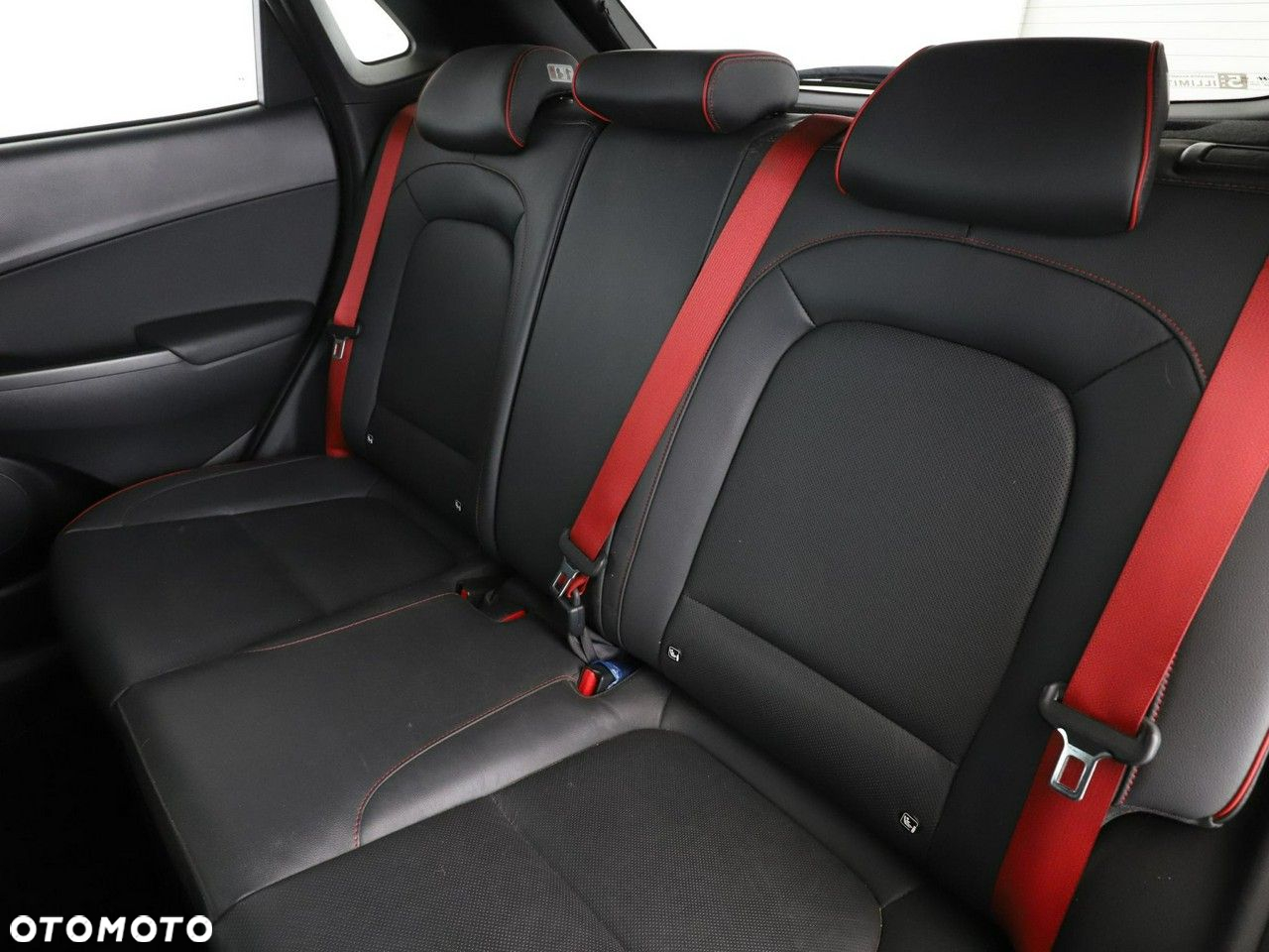 Hyundai Kona 1.6 T-GDI DCT 4WD Premium - 17