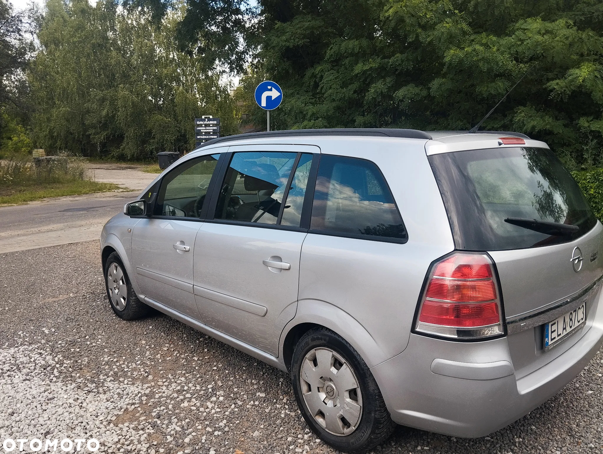 Opel Zafira - 4