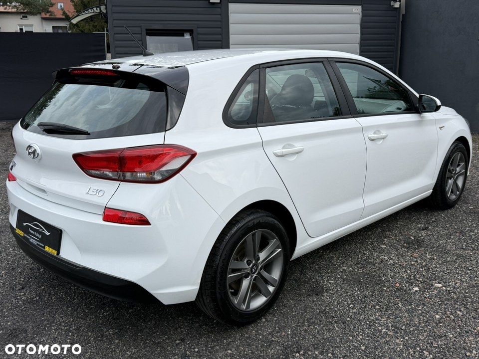 Hyundai i30 1.4 Passion Plus - 6