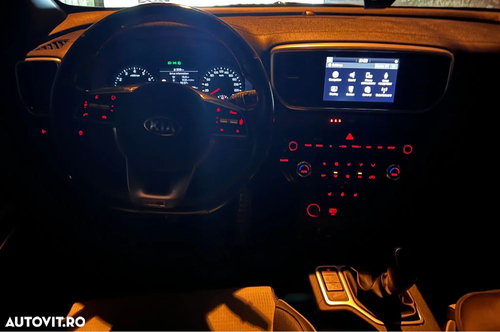 Kia Sportage 1.6 T-GDI 6MT 4x4 GT Line - 28