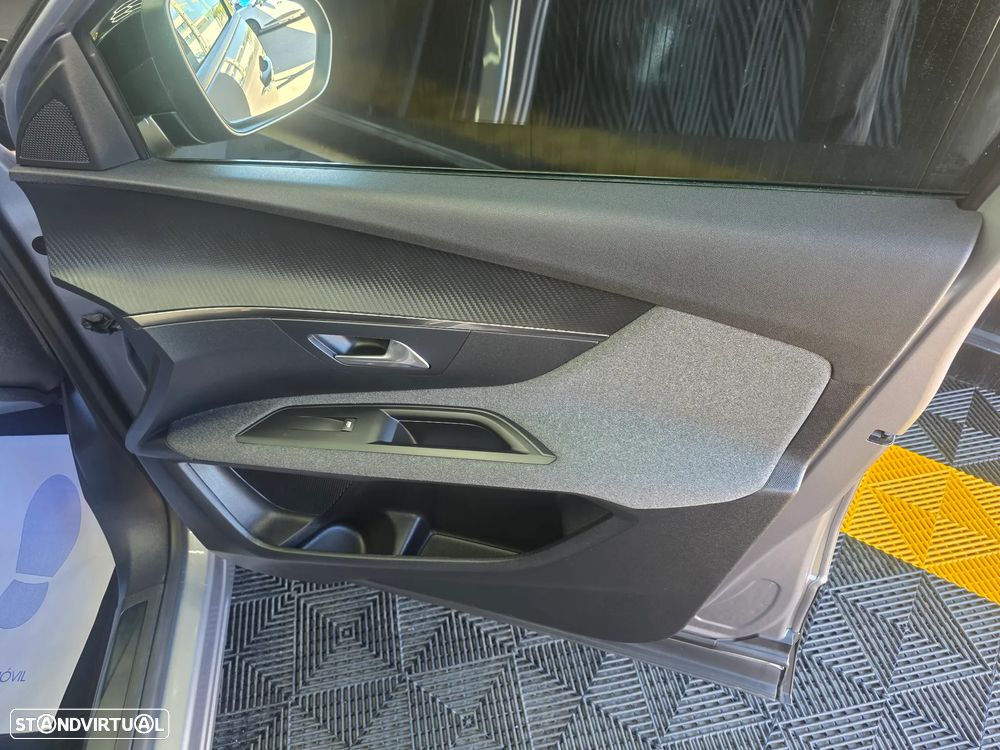 Peugeot 3008 BlueHDi 130 Stop & Start EAT8 Allure - 48