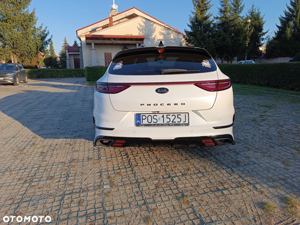 Kia ProCeed 1.6 T-GDI GT DCT - 5