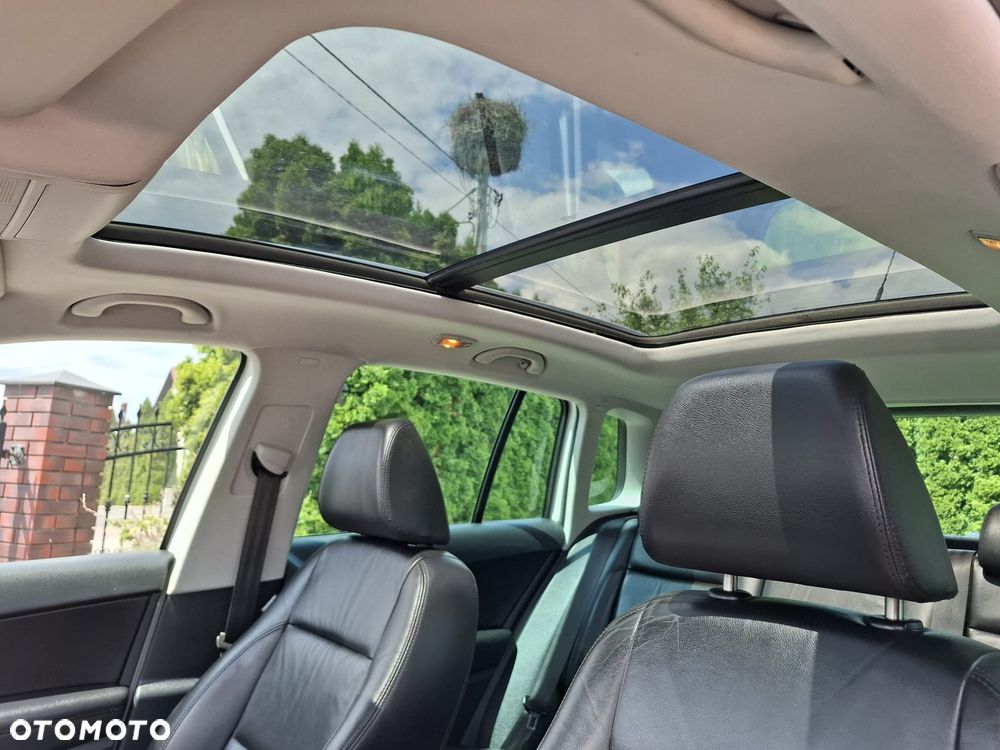 Volkswagen Tiguan - 17