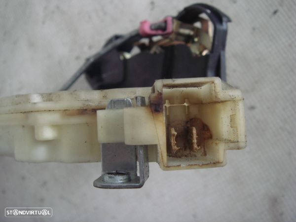 Fecho Da Porta Frente Esq Subaru Impreza Três Volumes (Gd) - 3