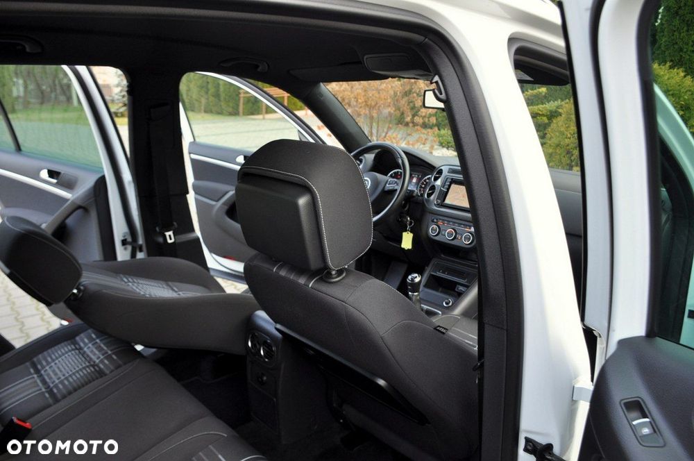 Volkswagen Tiguan - 26