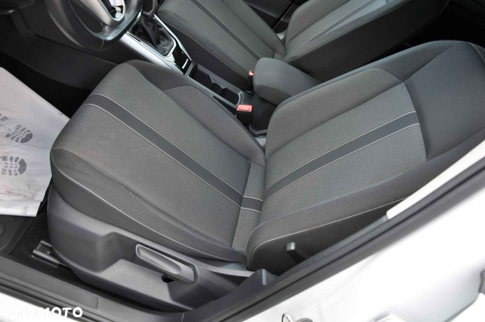 Volkswagen T-Roc 1.5 TSI Life DSG - 13