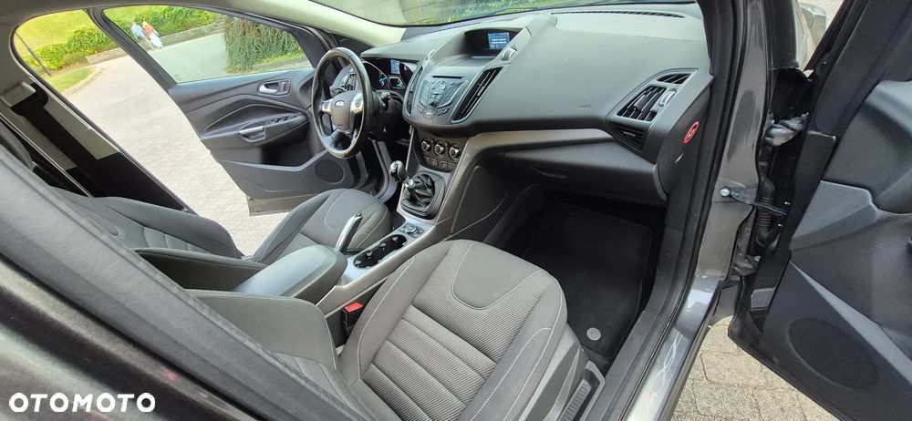 Ford Kuga - 20