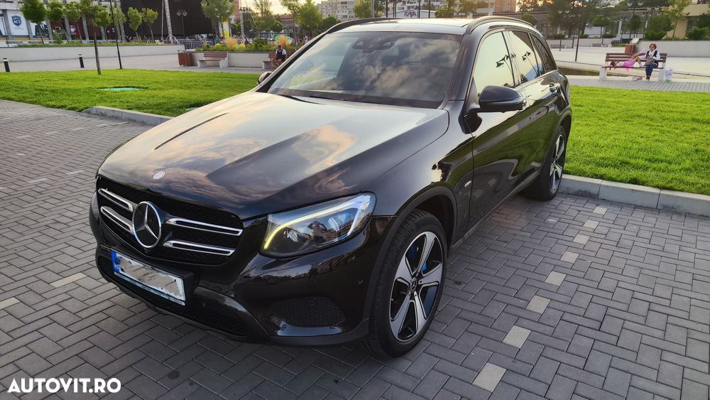 Mercedes-Benz GLC 350 e 4Matic 7G-TRONIC AMG Line - 1