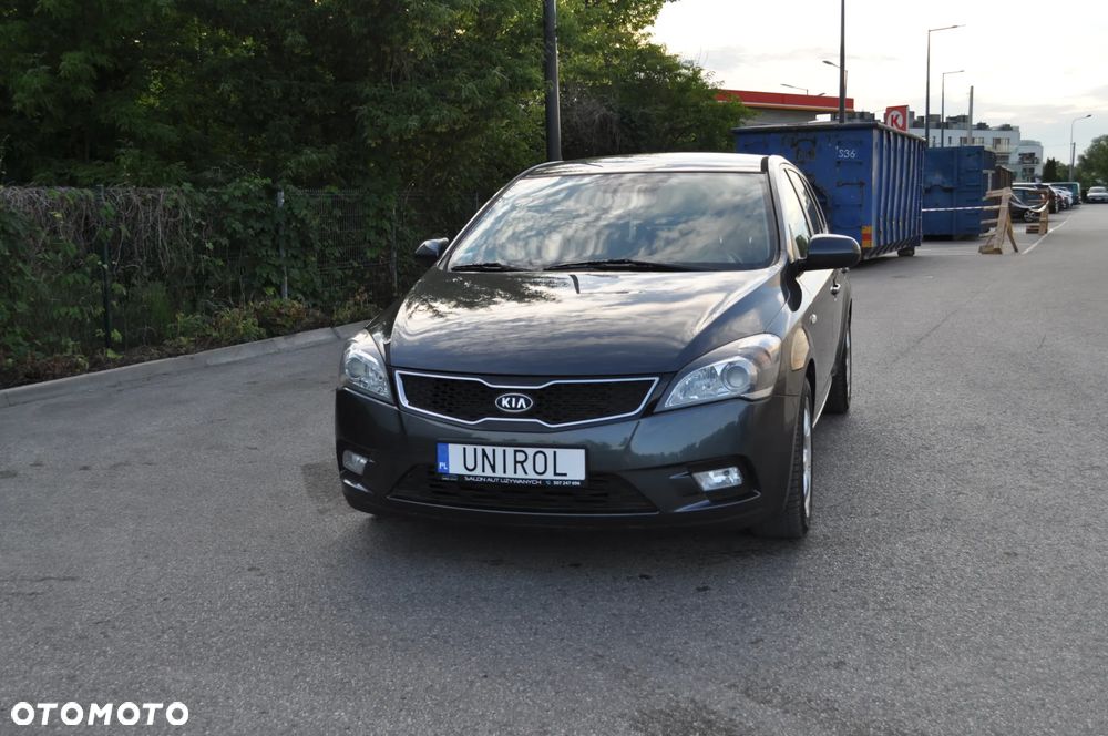 Kia Ceed - 2