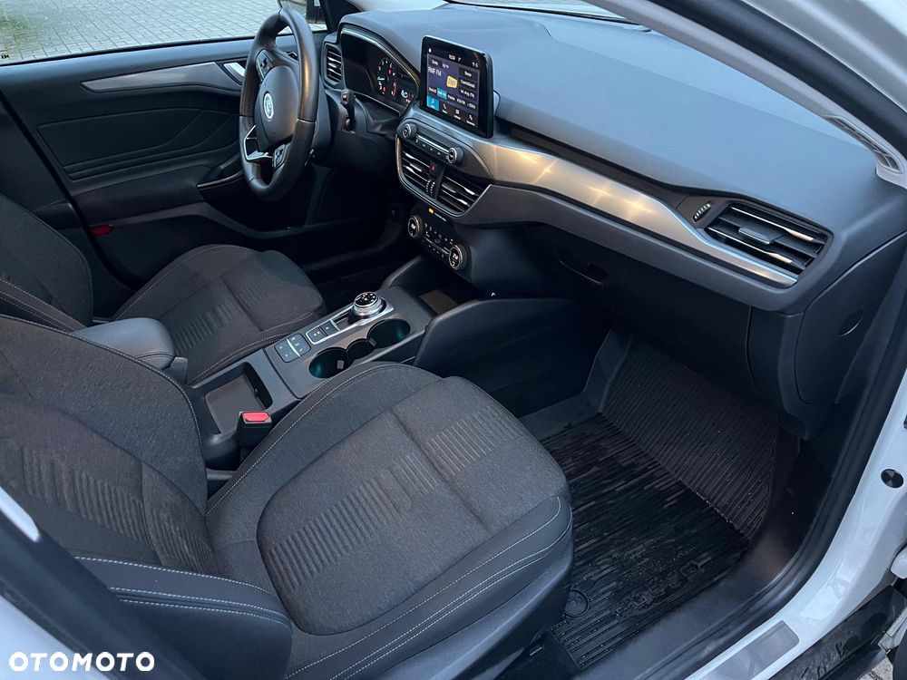 Ford Focus 1.0 EcoBoost Active - 8