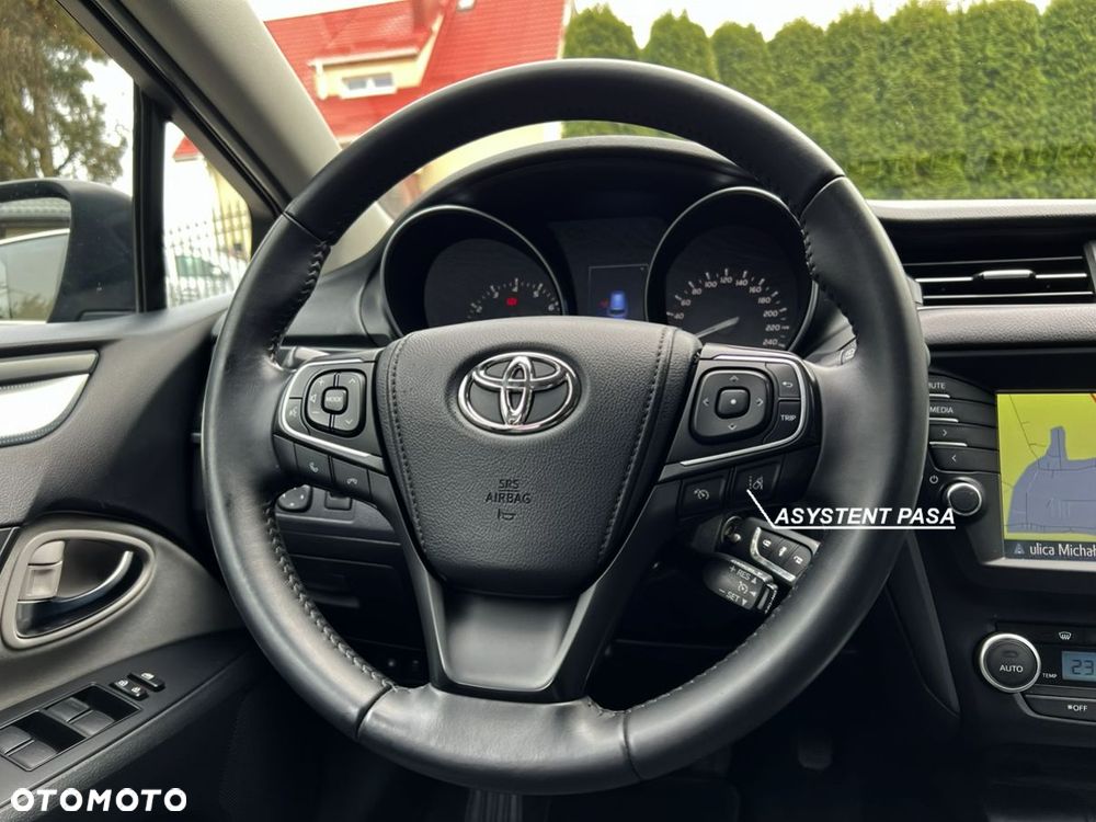 Toyota Avensis 1.6 Business Edition - 29