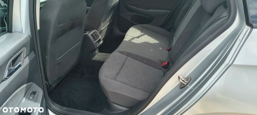 Volkswagen Golf 2.0 TDI Life - 34