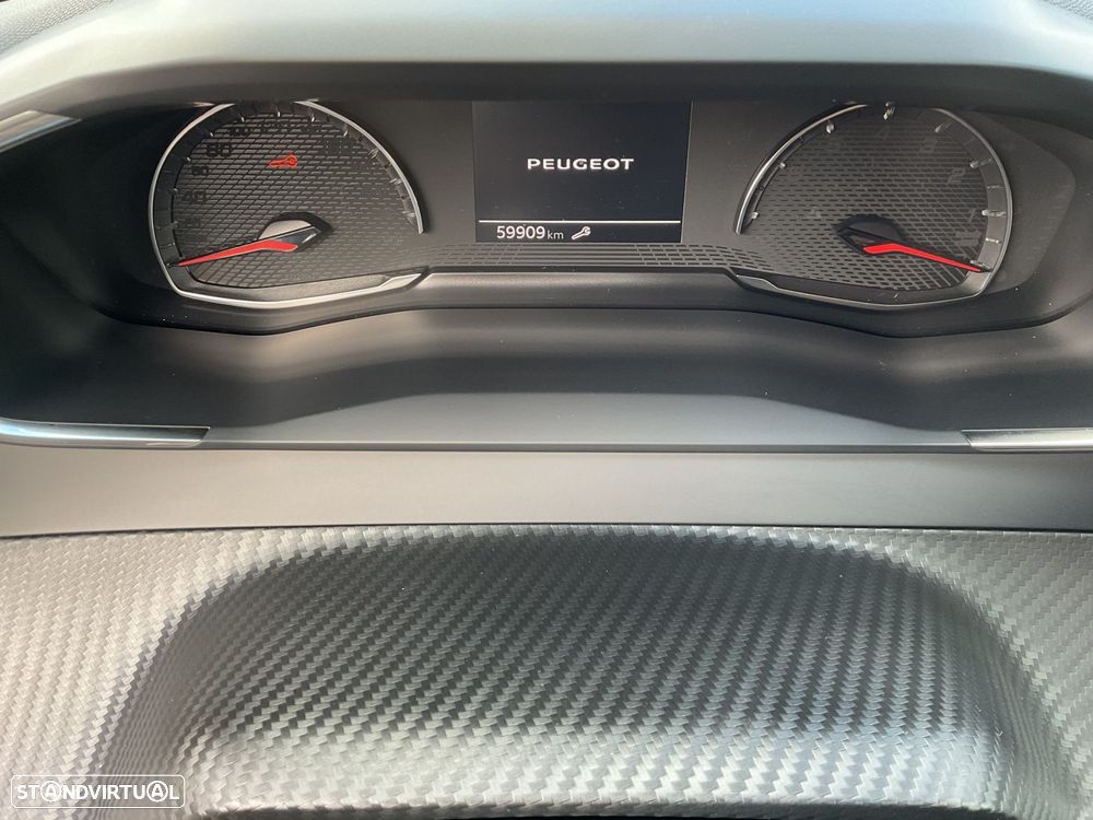 Peugeot 2008 1.2 PureTech Active Pack - 22