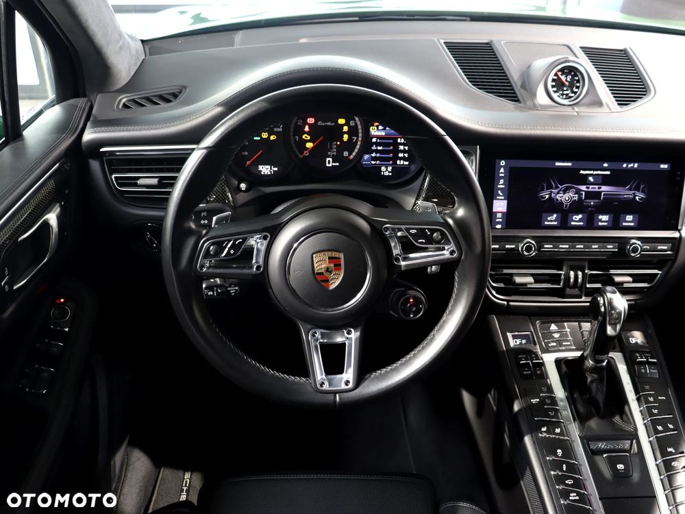 Porsche Macan Turbo - 20